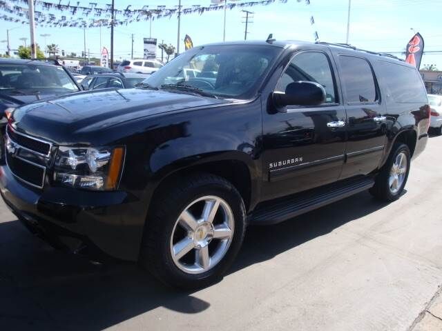 2012 CHEVROLET Suburban