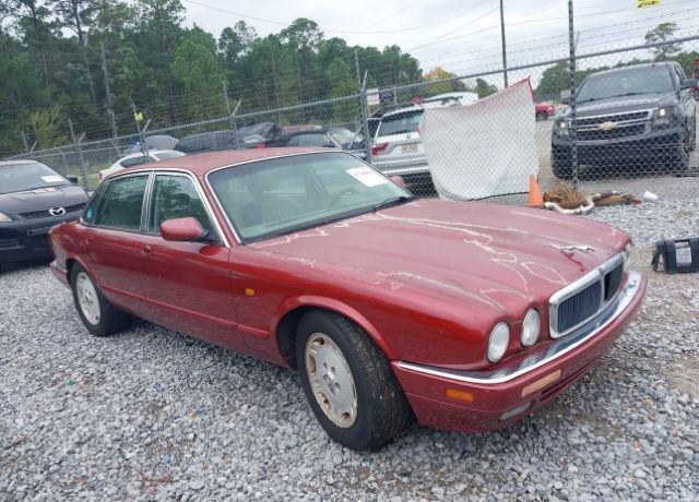Jaguar XJ6