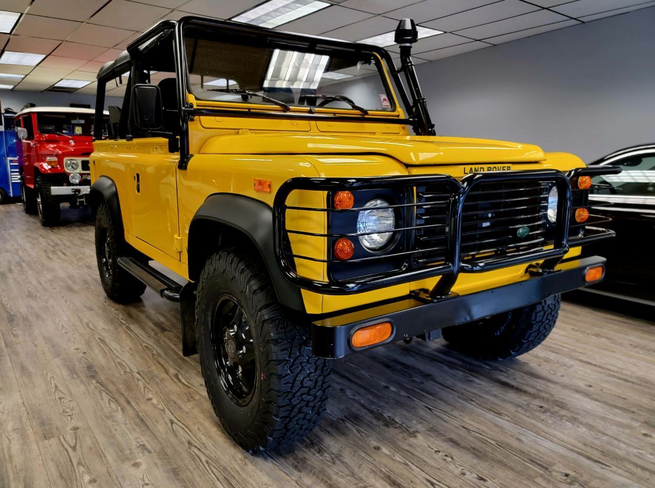 Land Rover Defender