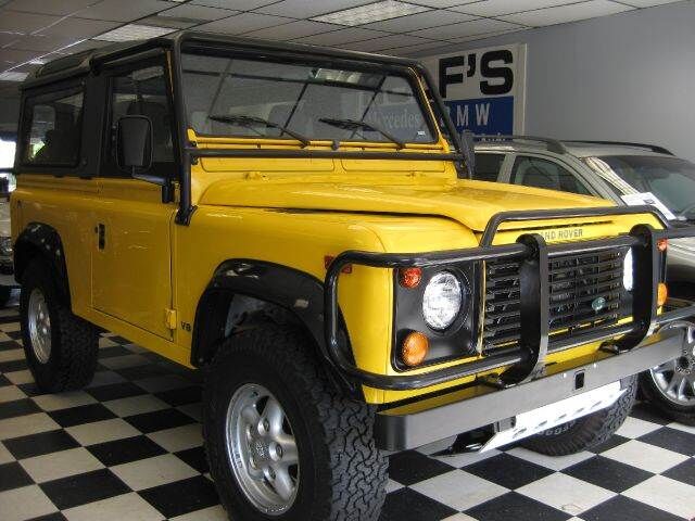 Land Rover Defender