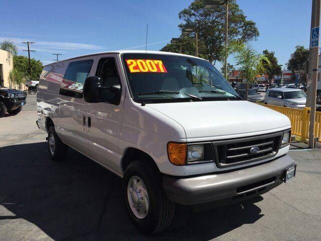 2007 FORD E-250
