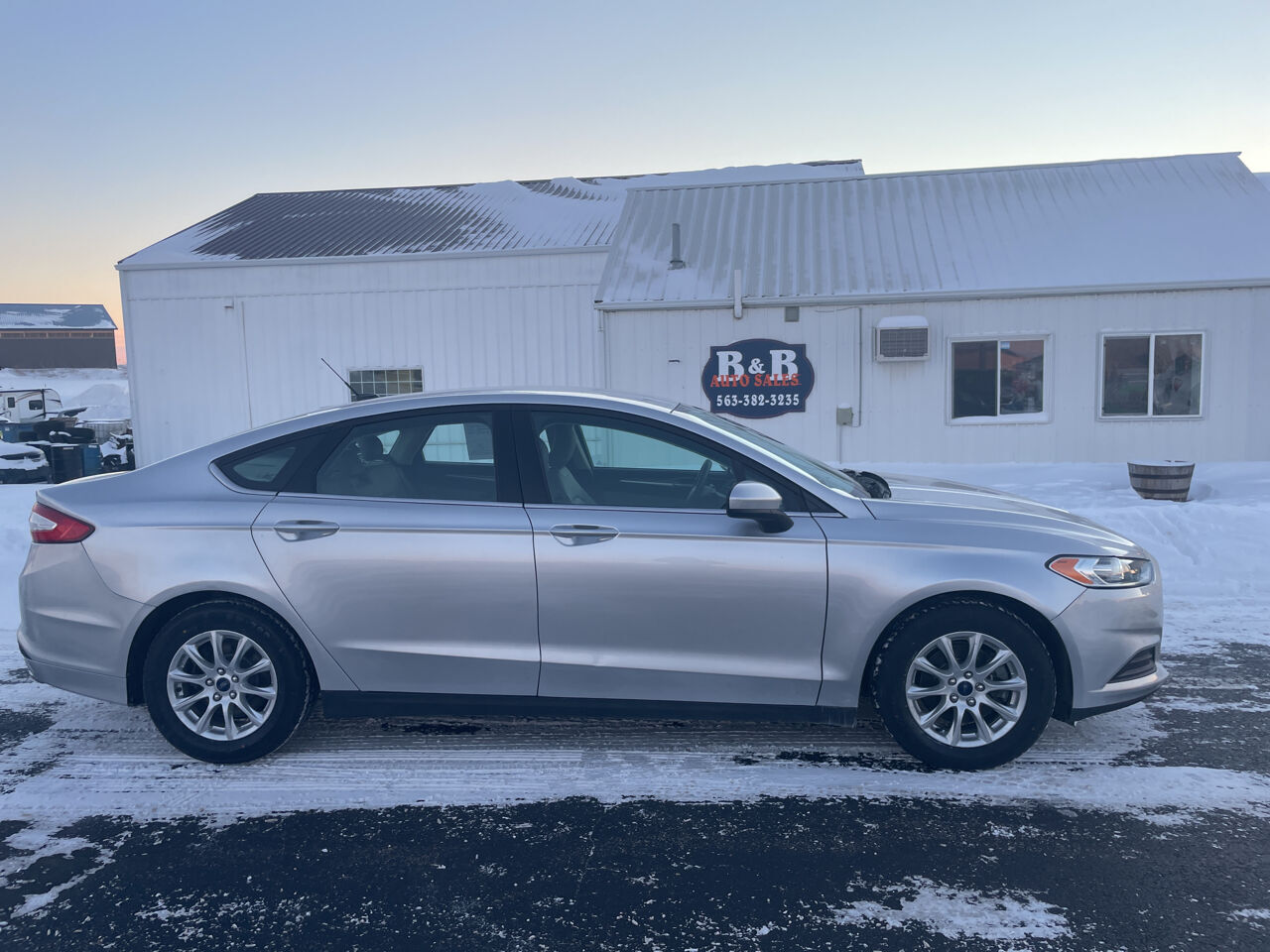 2016 FORD Fusion