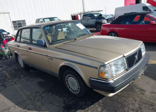 Volvo 240 Series
