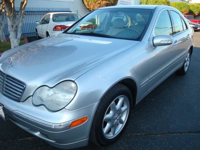 2002 MERCEDES-BENZ C-Class