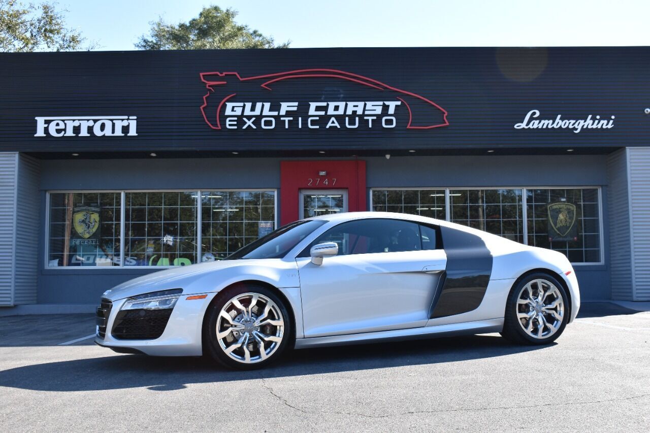 2014 AUDI R8
