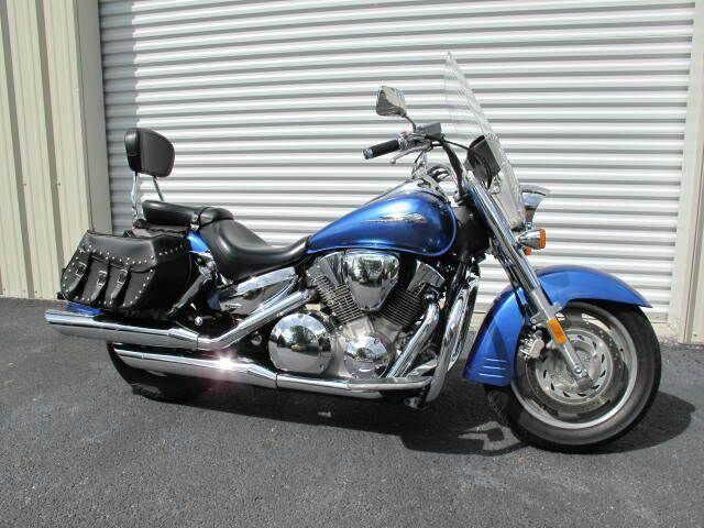 Honda VTX1300R