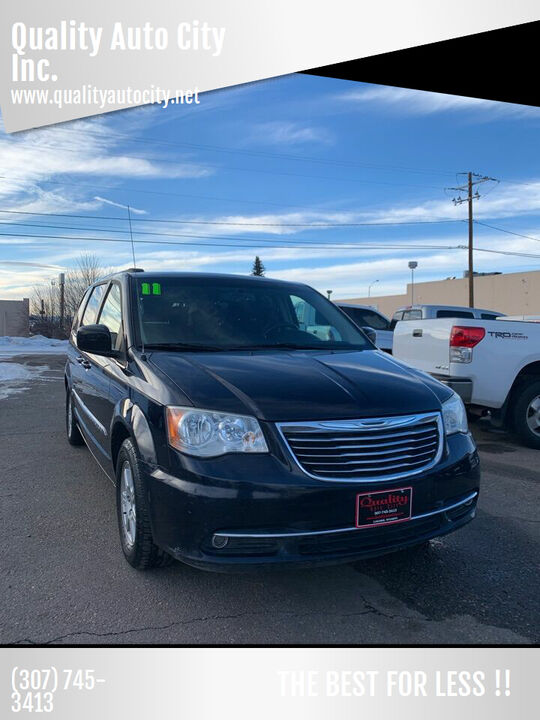 2011 CHRYSLER Town and Country