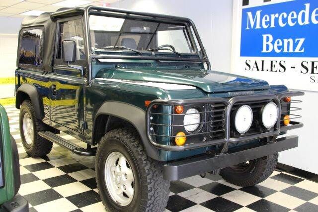 Land Rover Defender