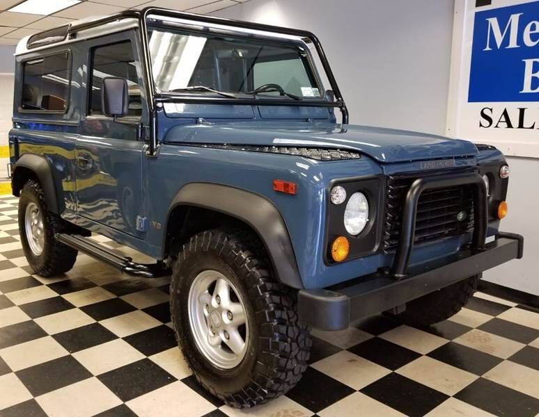 Land Rover Defender