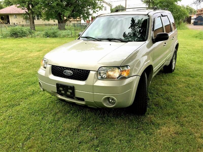 2005 FORD Escape