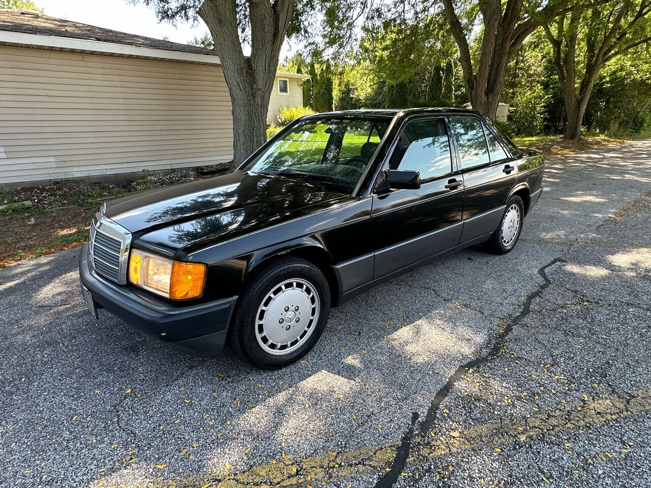 Mercedes-Benz 190