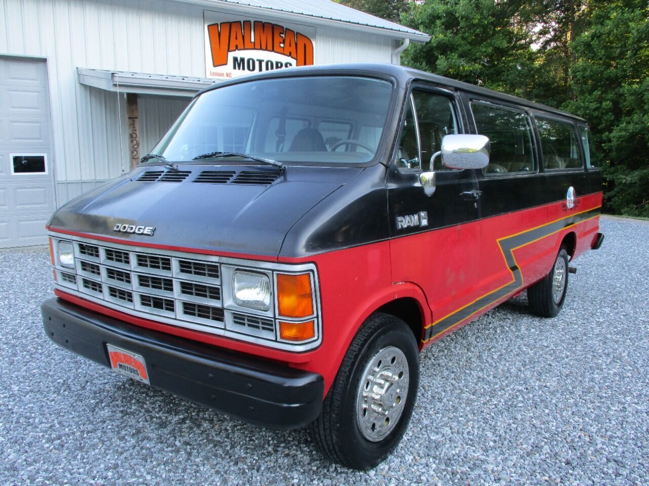 Dodge Ram Wagon