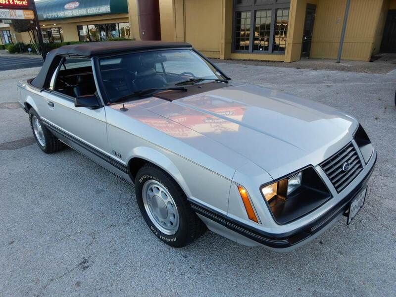 1983 FORD Mustang