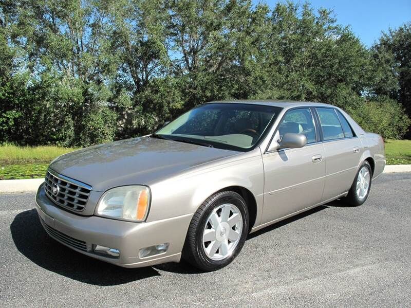 2004 CADILLAC Deville