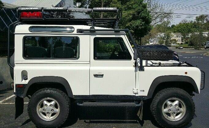 Land Rover Defender