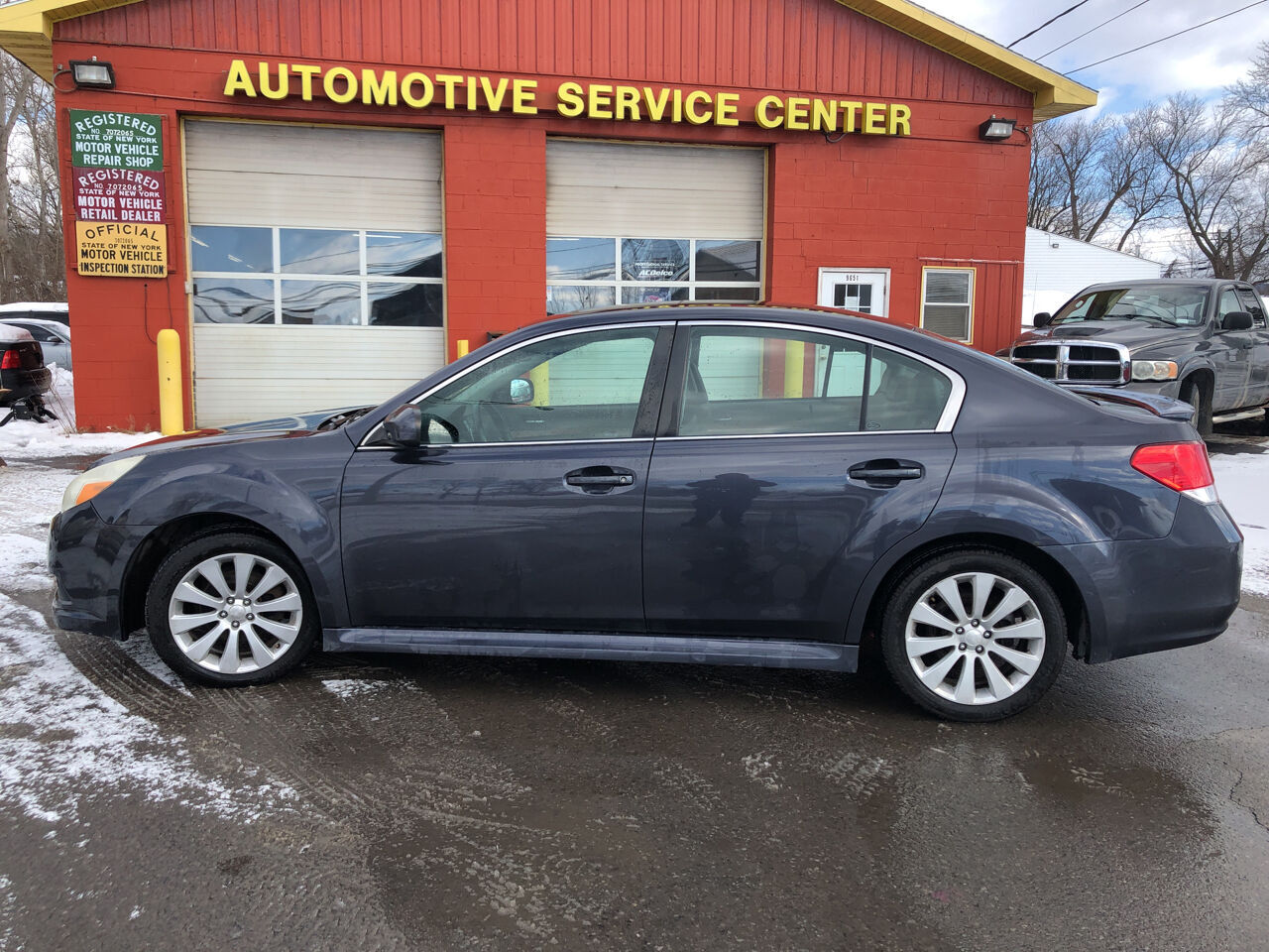 2010 SUBARU Legacy