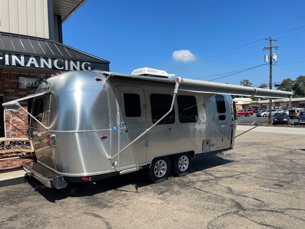 2021 AIRSTREAM Flying Cloud