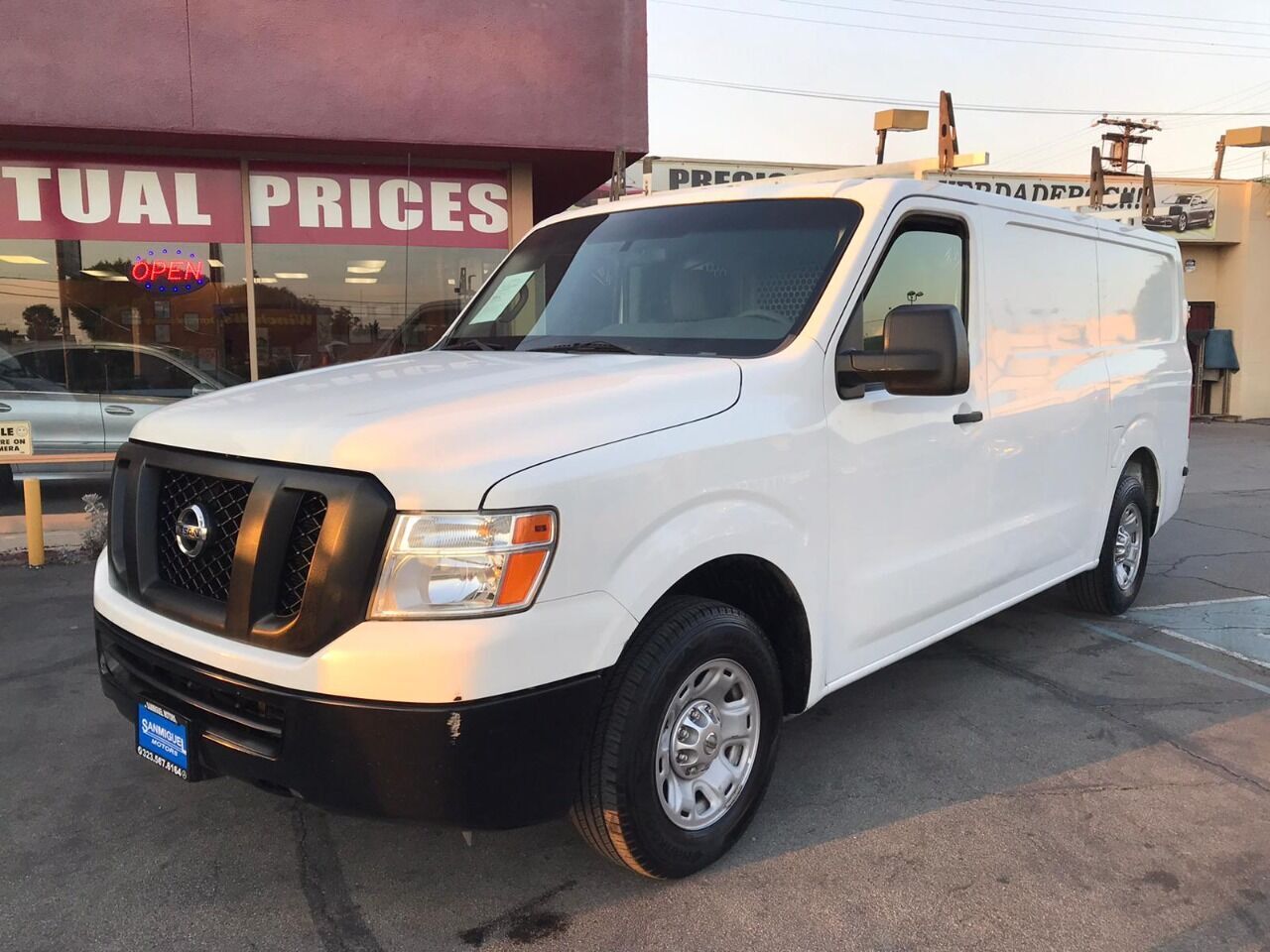 2012 NISSAN NV
