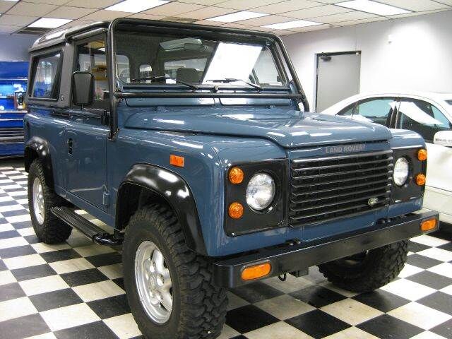Land Rover Defender
