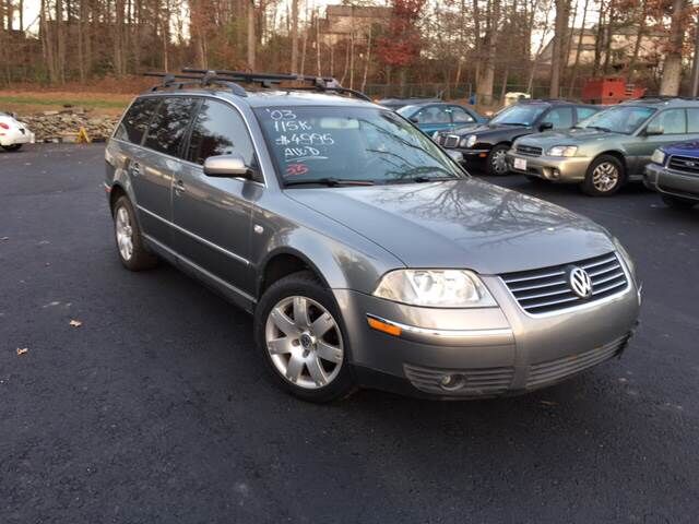 2003 VOLKSWAGEN Passat