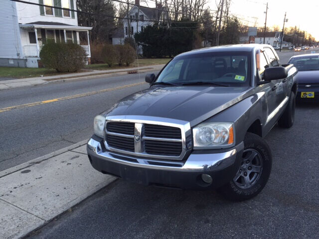 2005 DODGE Dakota