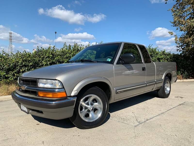 2003 CHEVROLET S-10 Pickup