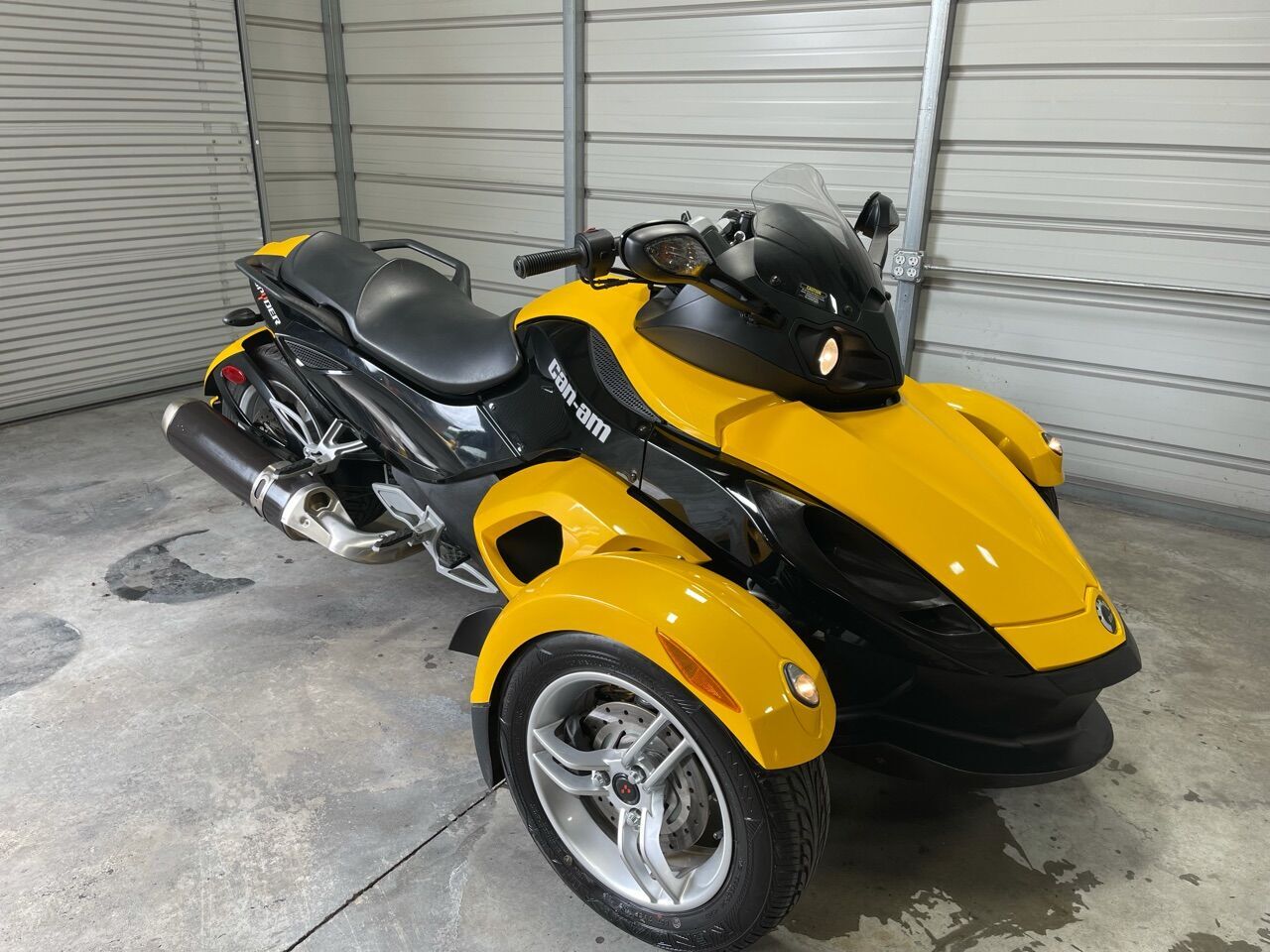 2009 CAN-AM Spyder