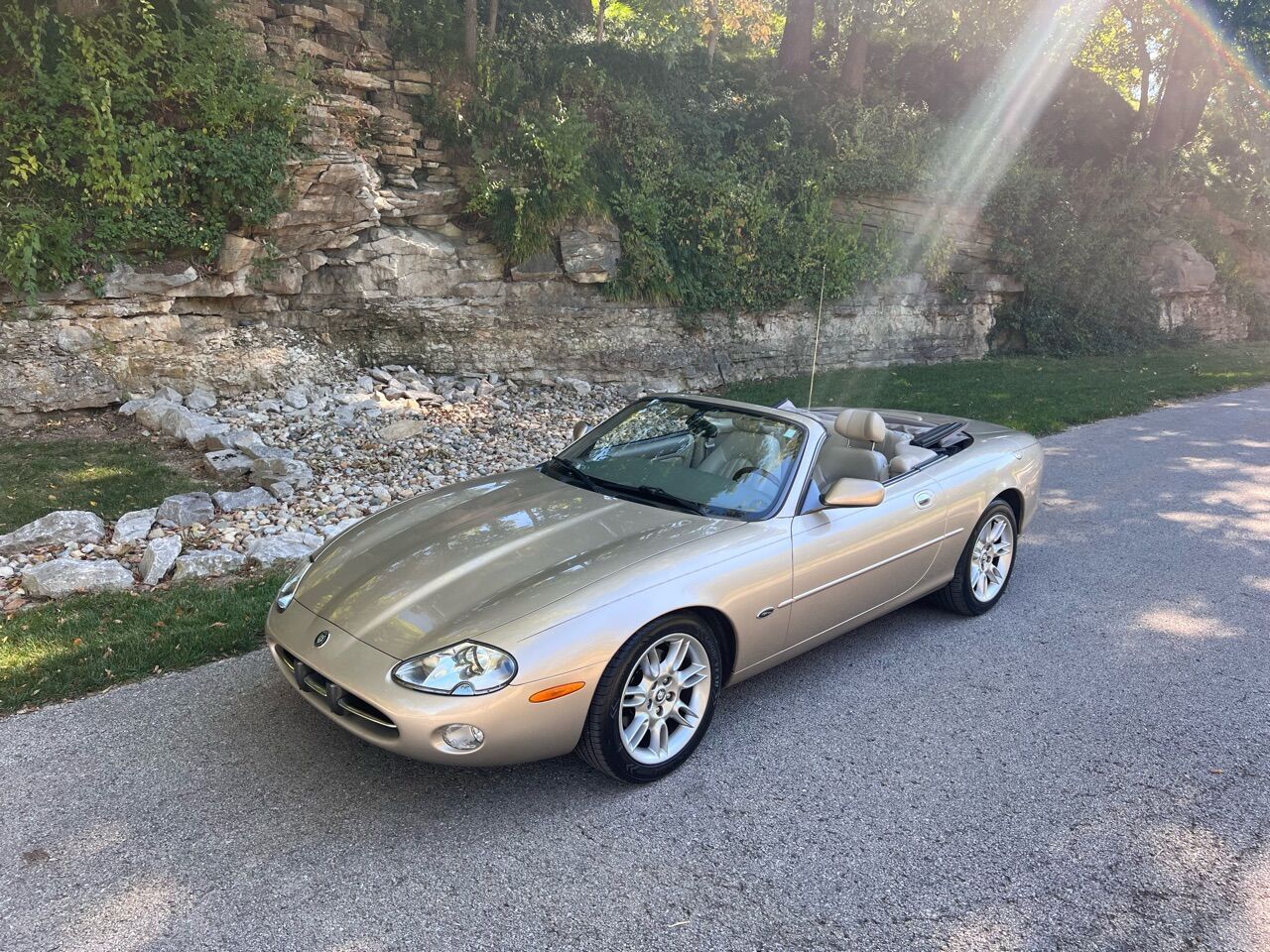 Jaguar XK8
