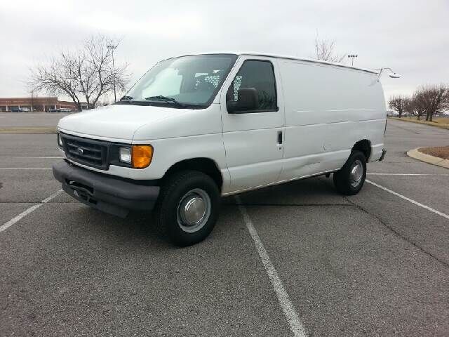 2006 FORD E-350