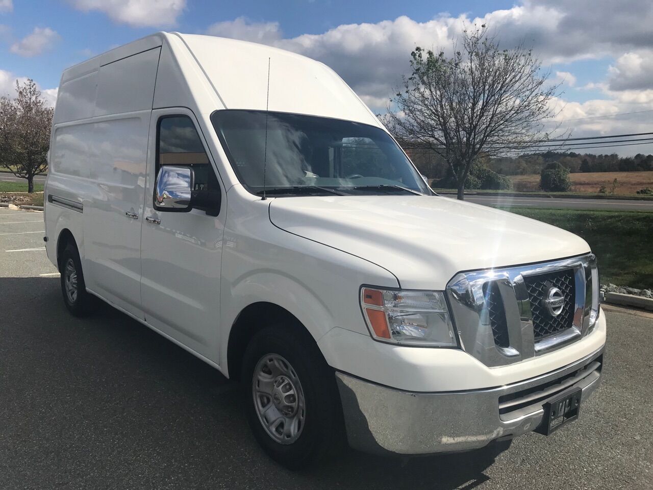 2012 NISSAN NV