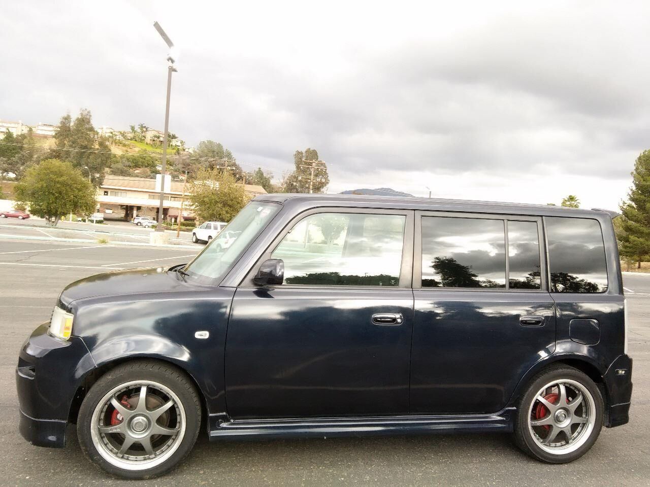 2004 TOYOTA SCION