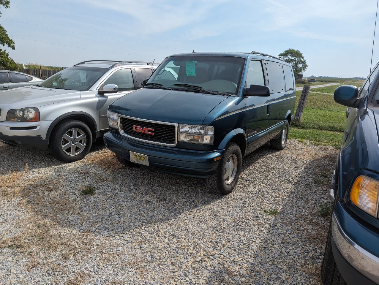 GMC Safari
