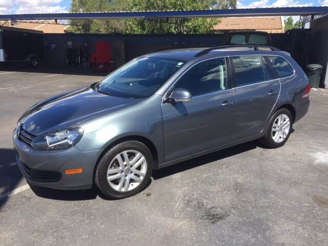 2011 VOLKSWAGEN Jetta Wagon