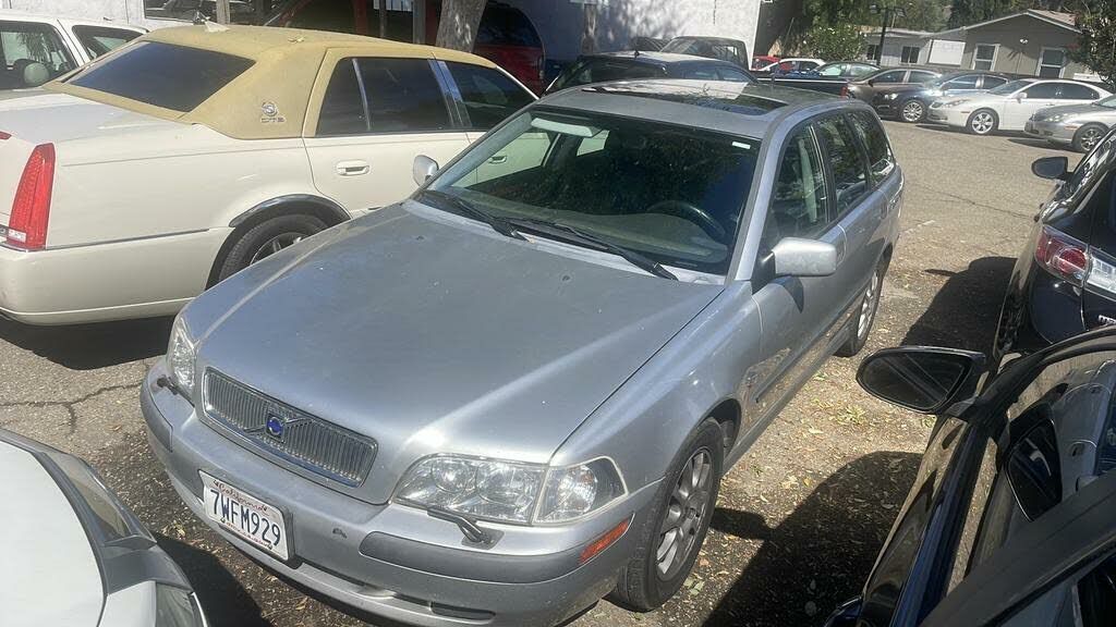Volvo V40