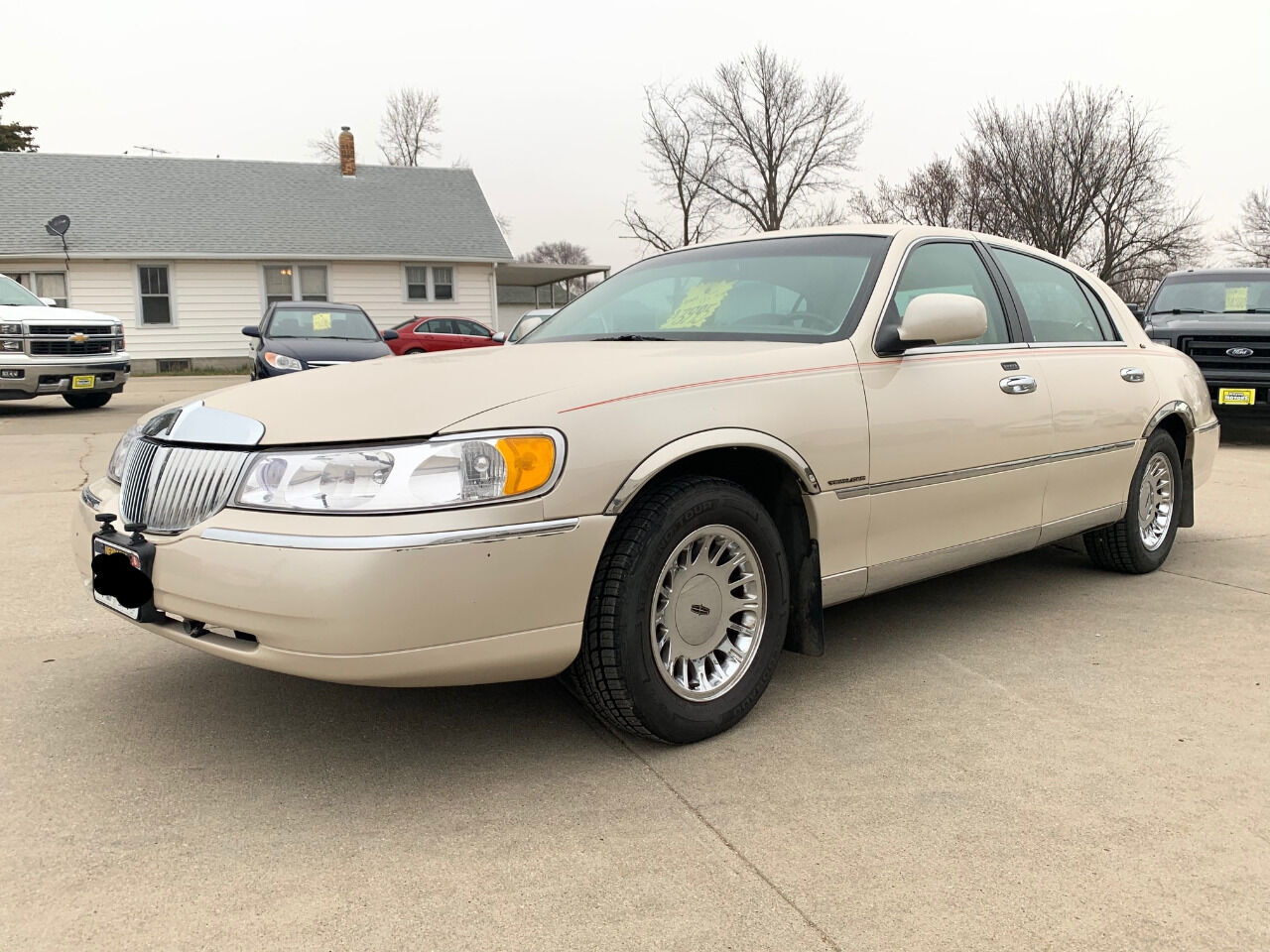 2000 LINCOLN Town Car