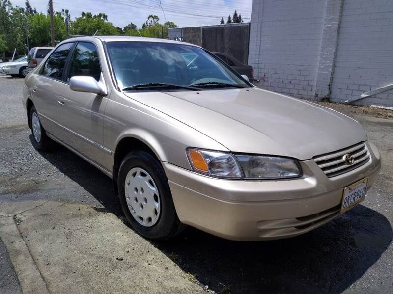 1998 TOYOTA Camry