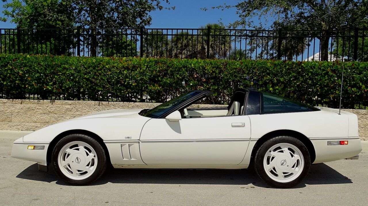 1988 CHEVROLET Corvette