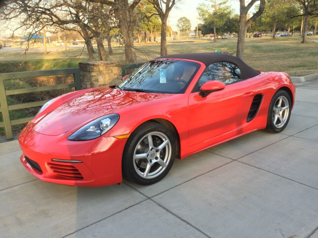 2018 PORSCHE 718