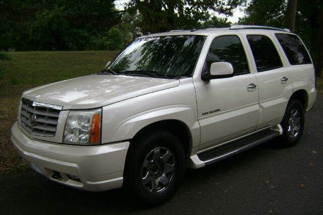 2004 CADILLAC Escalade