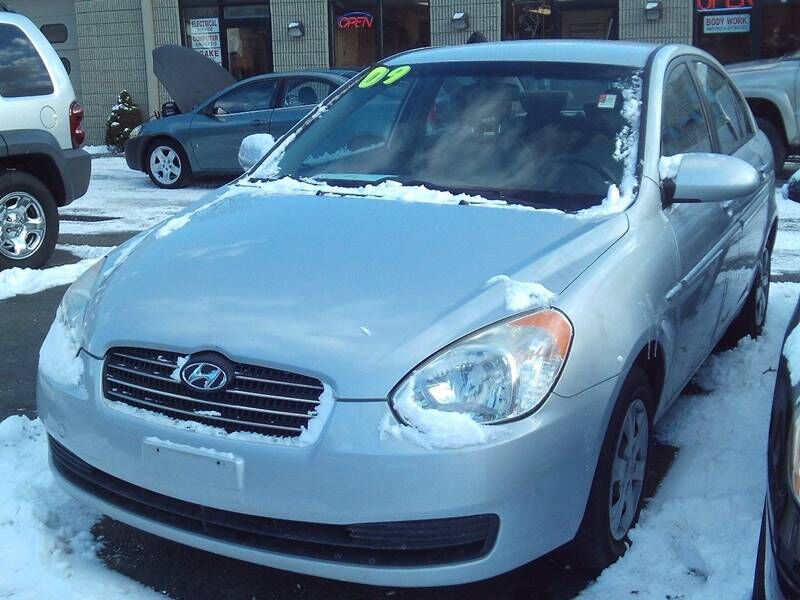 2009 HYUNDAI Accent