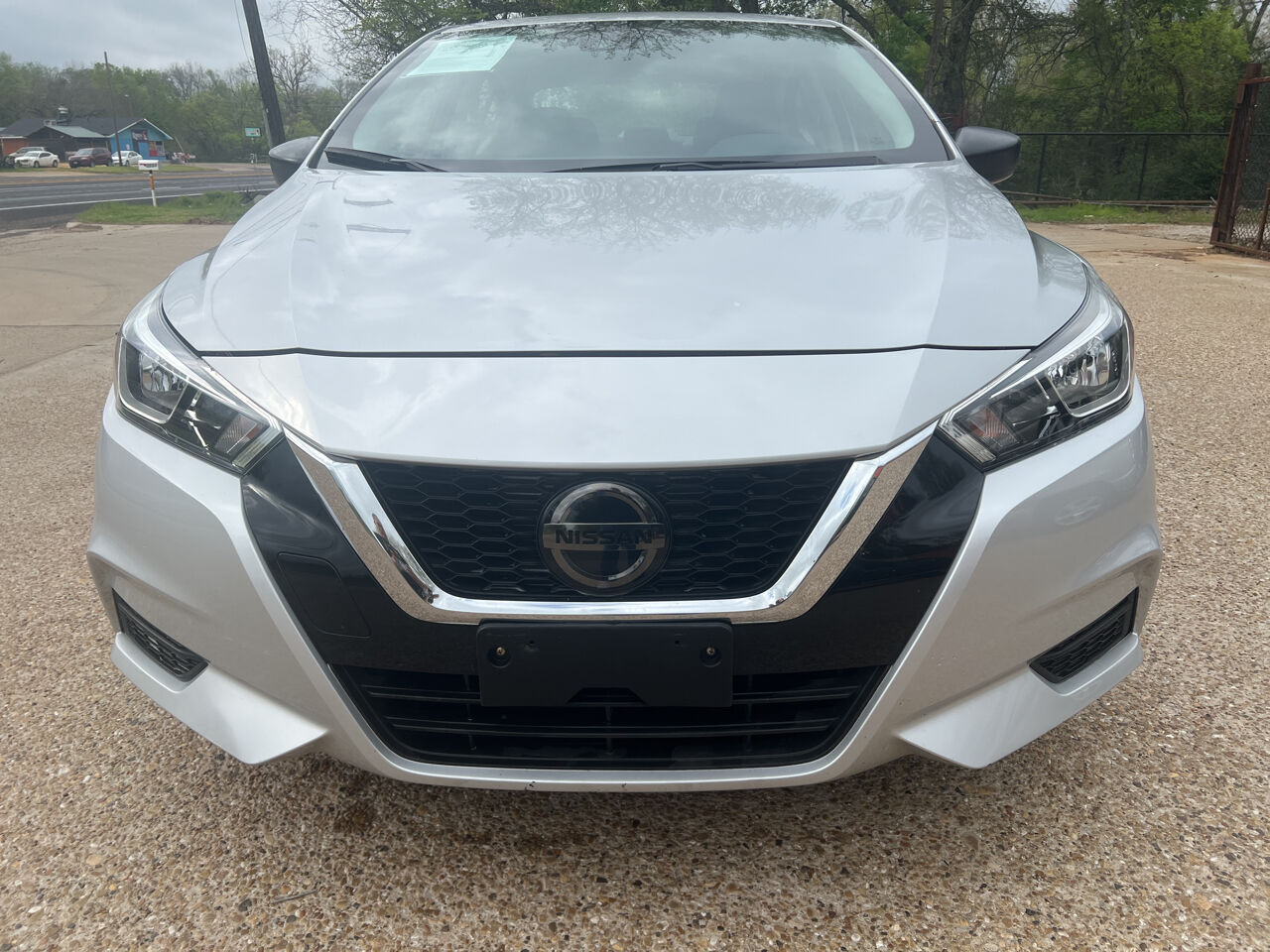 2020 NISSAN Versa