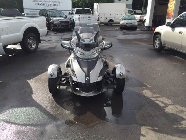 2011 CAN-AM Spyder