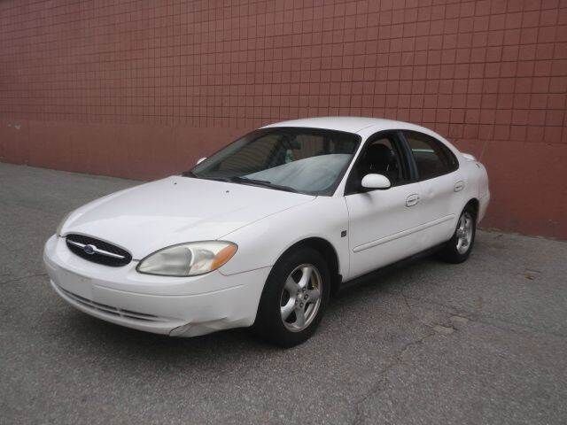 2002 FORD Taurus