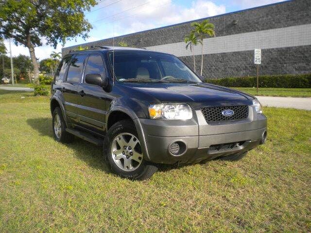 2005 FORD Escape