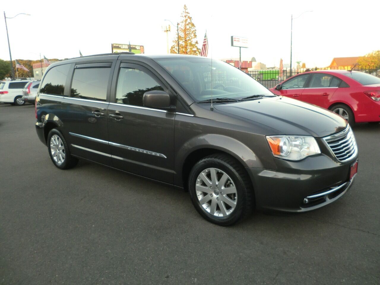 2015 CHRYSLER Town and Country