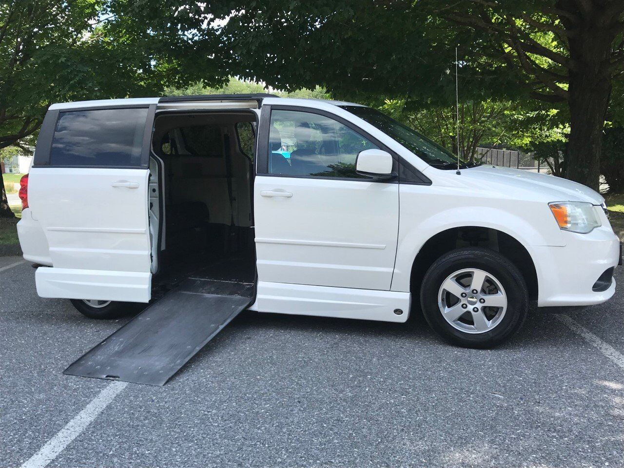 2012 DODGE Grand Caravan