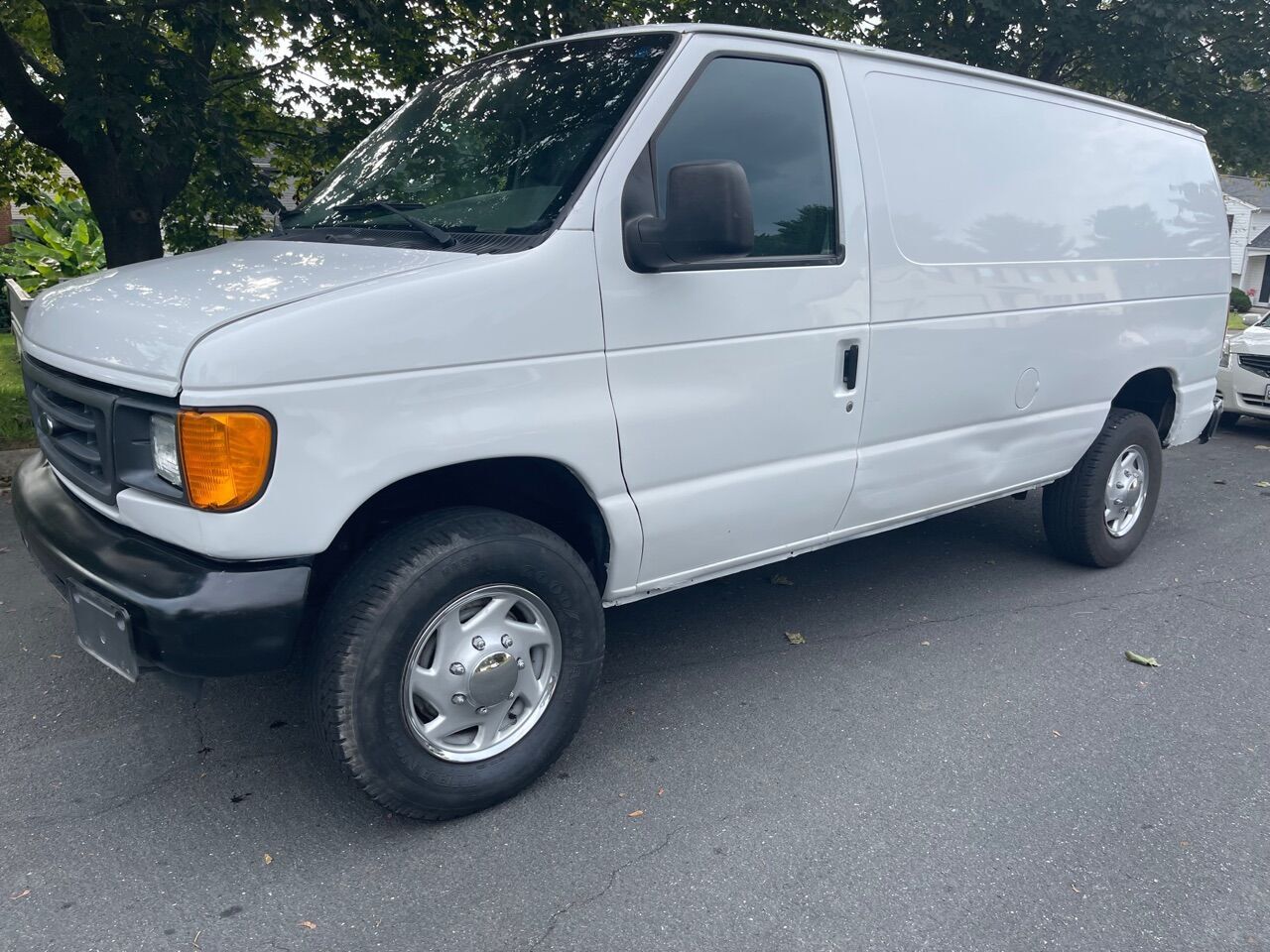 2006 FORD E-350