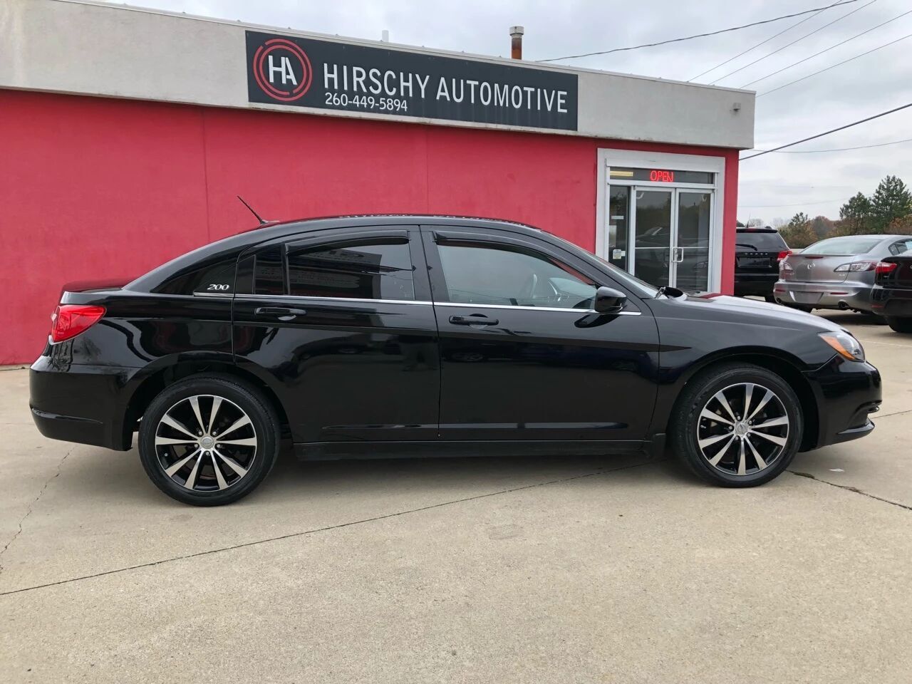 2013 CHRYSLER 200