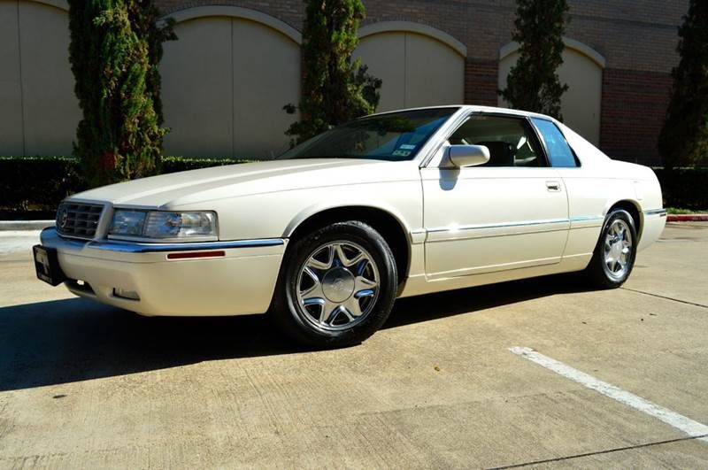 2002 CADILLAC Eldorado