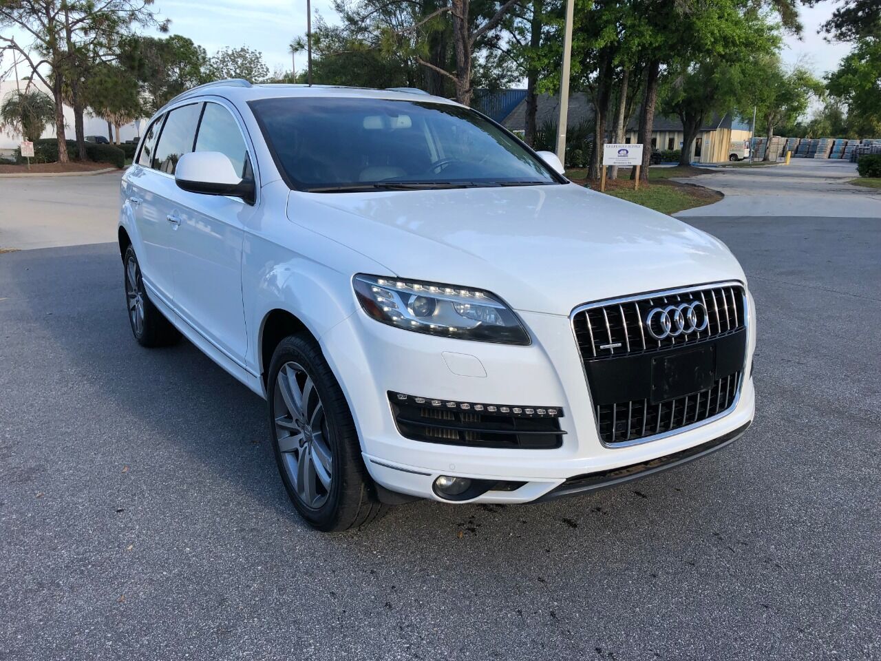 2012 AUDI Q7